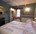 2 bedroom house to rent in Castle Barnard