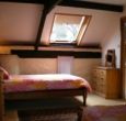 Longbow Barns upper apartment king size en'suite double bedroom