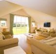 6 en-suite bedrooms