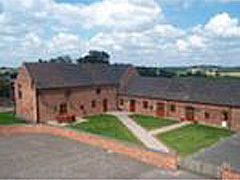 Oulton House Farm Garden Cottages - Staffordshire