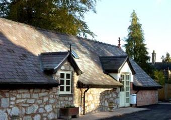 18th Century Cottage - Ref 2042  - Ruthin,  