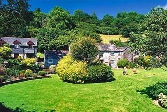 Coombe Mill Cottages and Log Cabins  - St. Breward, Bodmin,  