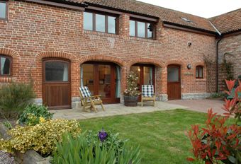 Walkers Farm Cottages  - Taunton Bridgwater,  