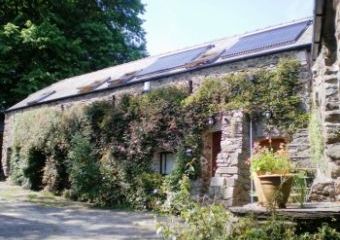 Longbow Barns  - Dartmouth,  
