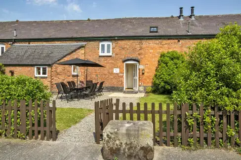  Oliver's Mill with shared Indoor Pool, Sports Court & Play Area  - Photo 1