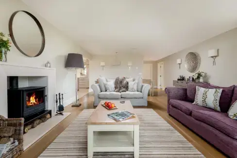 Luxury House, 5* Gold rated,sleeps 10+1 with a large garden, downstairs bedroom and wet room,  and a shared games room, Herefordshire,  England