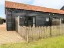 Snowy Owl Barn - thumbnail photo 1