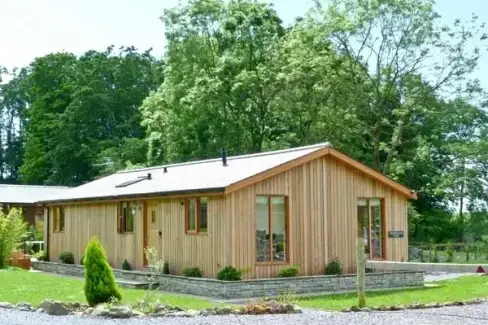  Westmorland Log Cabin  - Photo 1