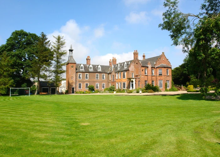 Large Group Country Hall in Lincolnshire