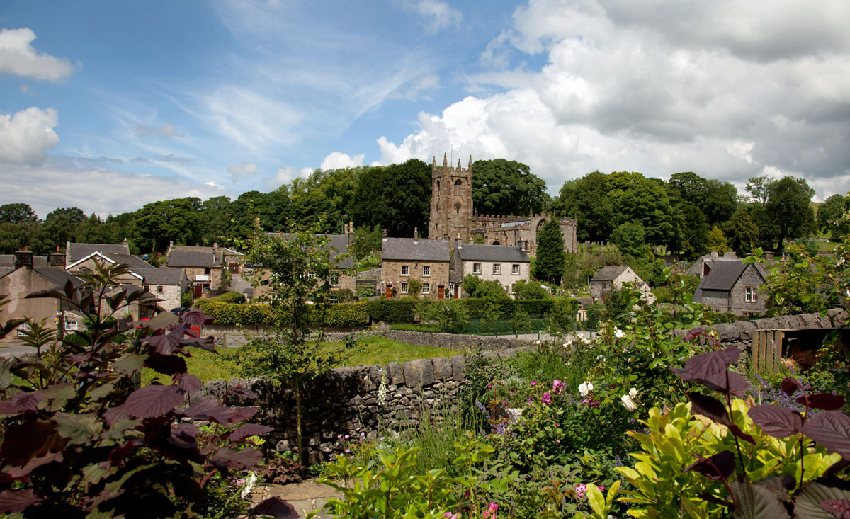 Luxury Self Catering Cottage In The Village Of Biggin By